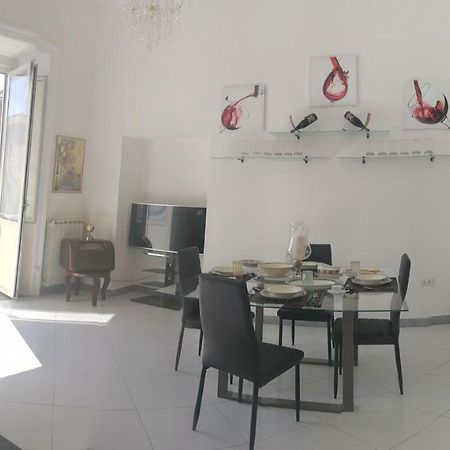 Reggiahome Apartment Caserta Eksteriør bilde